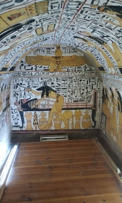 Rekapitulace č.3 Návrat z Asuánu do Luxoru na pouhou jednu noc, abychom přetrhli velkou vzdálenost potřebnou k cestě na letiště do Hurgha…